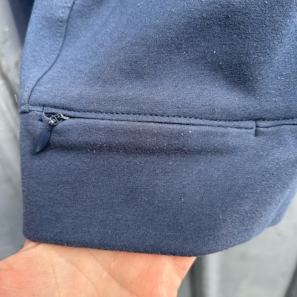 Kit & Ace Made to Move Sweatshirt, Small - Picture 11 of 13